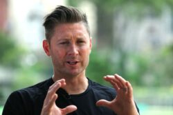 'In Every Sporting Team, Not Everybody Gets On': Michael Clarke Shares Views on Mitchell Johnson's Scathing Attack on David Warner