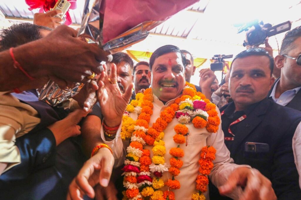 News18 Afternoon Digest: MP's Mohan Yadav Takes Oath as MP CM; Mega Rush in Sabarimarala & Top Stories