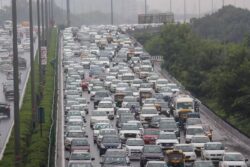 Delhi-Gurgaon Expressway: No More Violation of Lane Driving at Night, Check Rule Updates