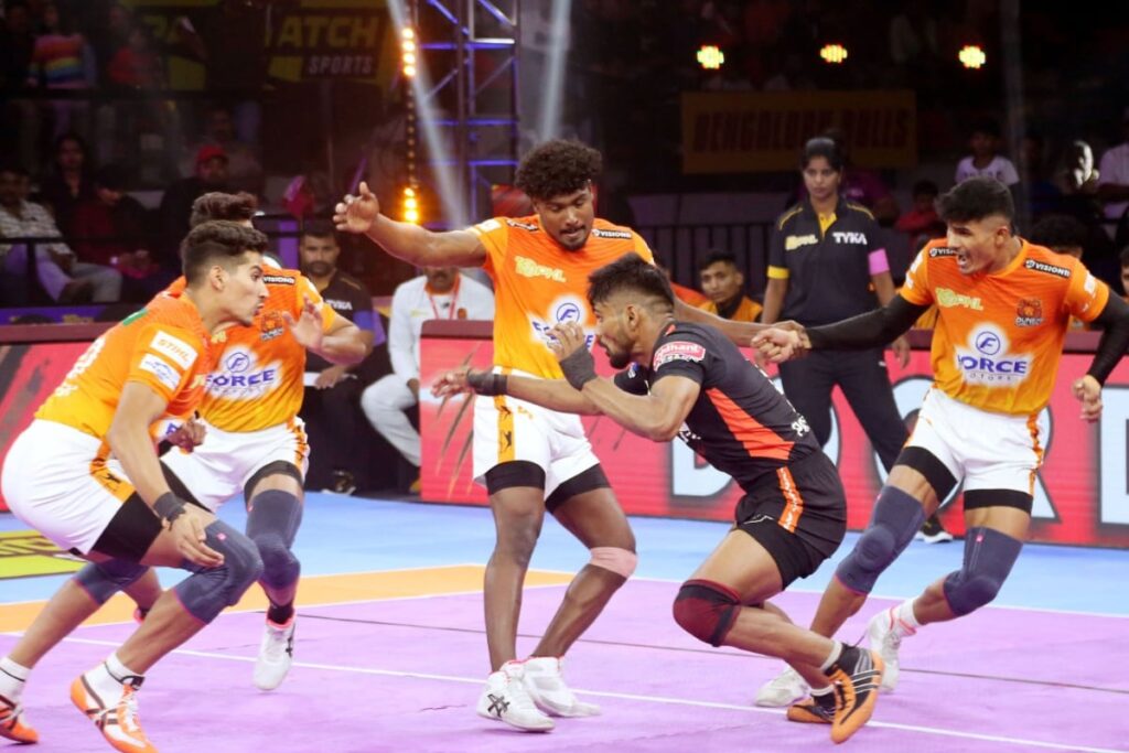 PKL 10: Puneri Paltan Take Down U Mumba 43-32 to Make it Two Wins from Two