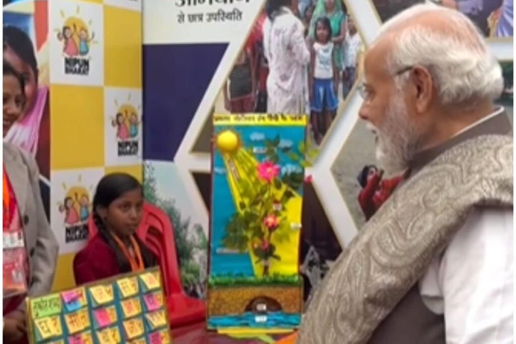 ‘Jai Modi, Jai Hindustan’: Little Girl Recites Poem In PM’s Praise, He Reacts | WATCH