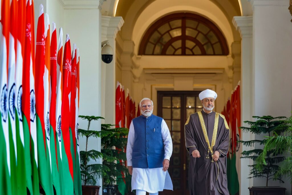 India, Oman Adopt Vision Document to Expand Ties; Resolve to Conclude Trade Deal Soon