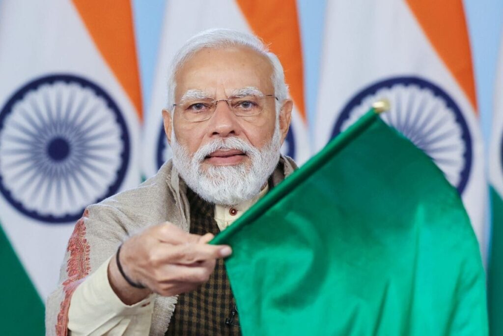 PM Modi Maintains Varanasi’s ‘Track’ Record: 2nd Vande Bharat to Tamil Sangamam, Rly Projects to be Launched