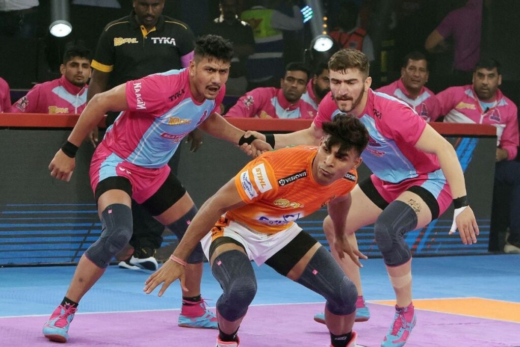 PKL 10: Arjun Deshwal, Aslam Inamdar Shine as Puneri Paltan Outclass Defending Champions Jaipur Pink Panthers