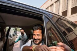 Newly-elected MLAs Take Oath as Maiden Session of Telangana Assembly Begins