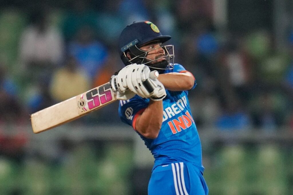 'Aapke Saath Gym hi Karta Hun': Good Food and Lifting Weights Secret Behind Rinku Singh's Ability to Hit Sixes