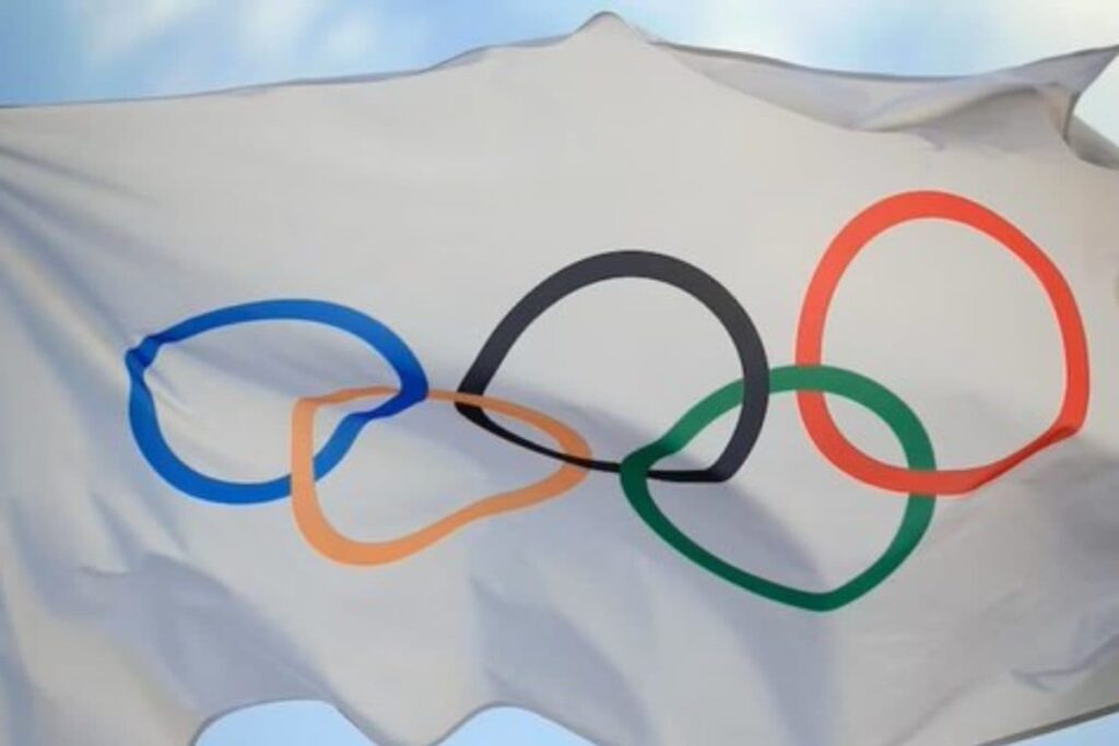 International Sport Bodies Ask IOC To Allow Russians As Neutrals For 2024 Olympics