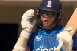 WI vs ENG: Sam Curran Walks Out to Bat Wearing Sunglasses in the First ODI - WATCH