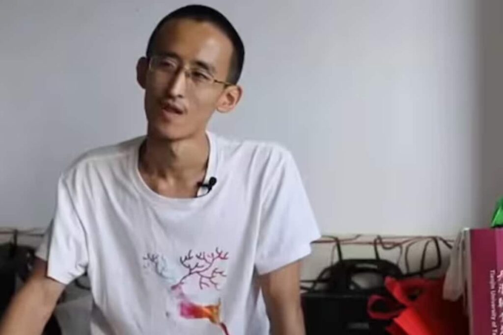 China's Youngest Graduate, PhD Scholar At 16, Now Lives On Parents' Money At 28