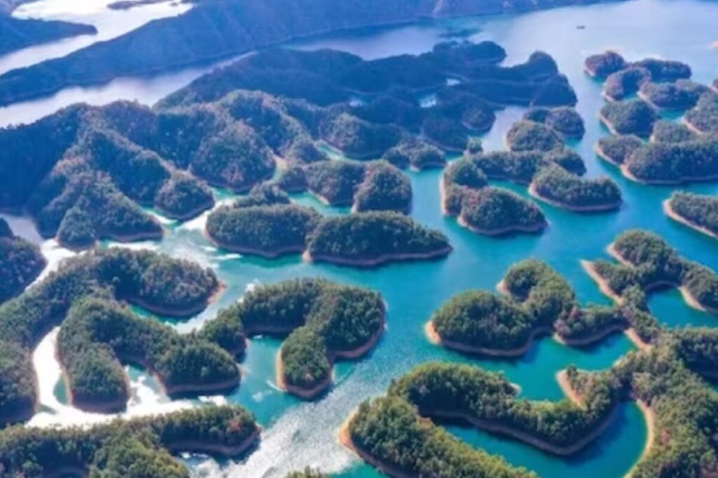 This Ancient City of China Resurfaced After Staying Submerged For Years