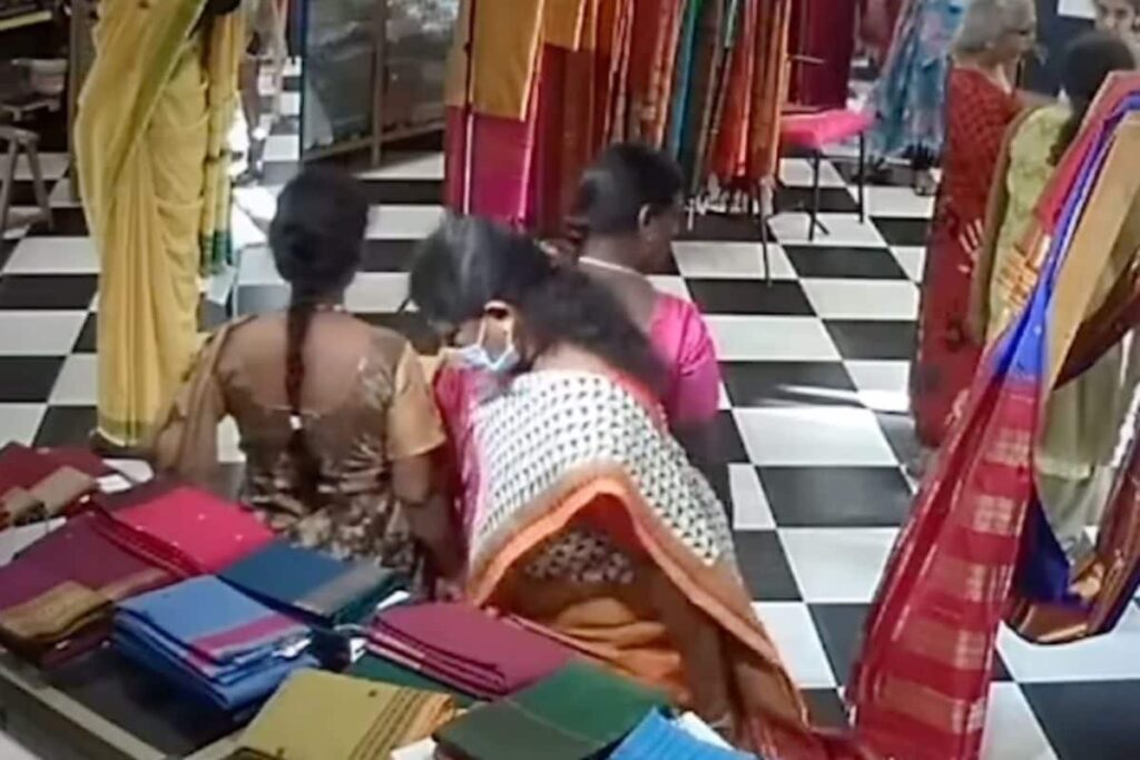 Saree Thieves Loot A Chennai Store Only To Return The Stuff Via Courier
