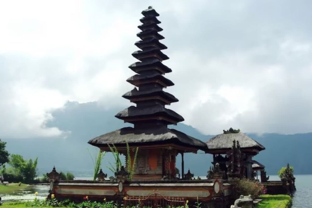 Bali To New Zealand, 5 Destinations To Rekindle Romance With Your Partner