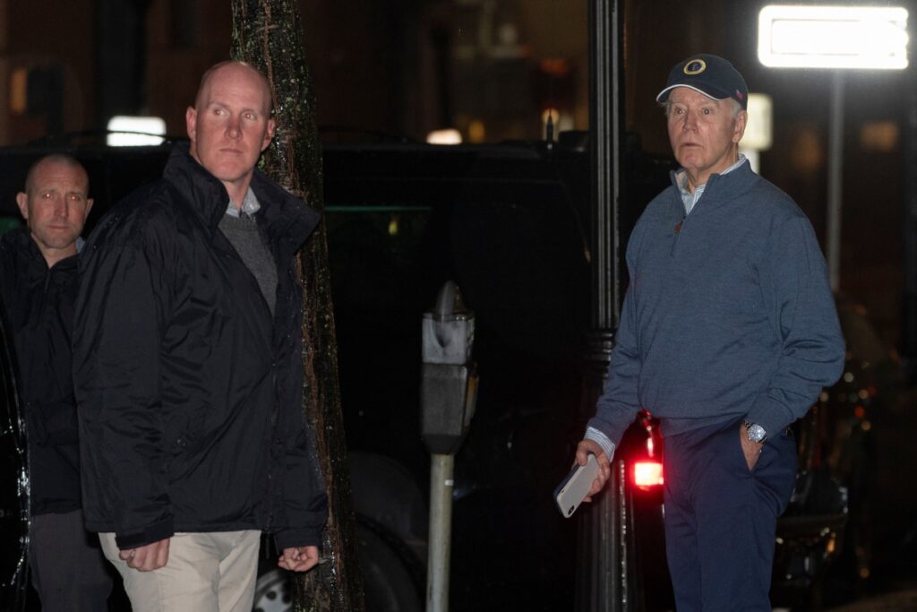 US: Car Plows into Parked Vehicle in Biden's Motorcade in Delaware