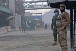 'Welcome' Sign Prompts Closure of Afghan-Pak Border Crossing as Both Sides Argue Over Its Installation