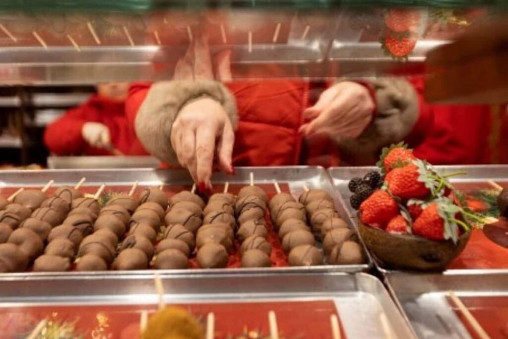 Mindful Eating During Christmas: 10 Tips For Diabetics