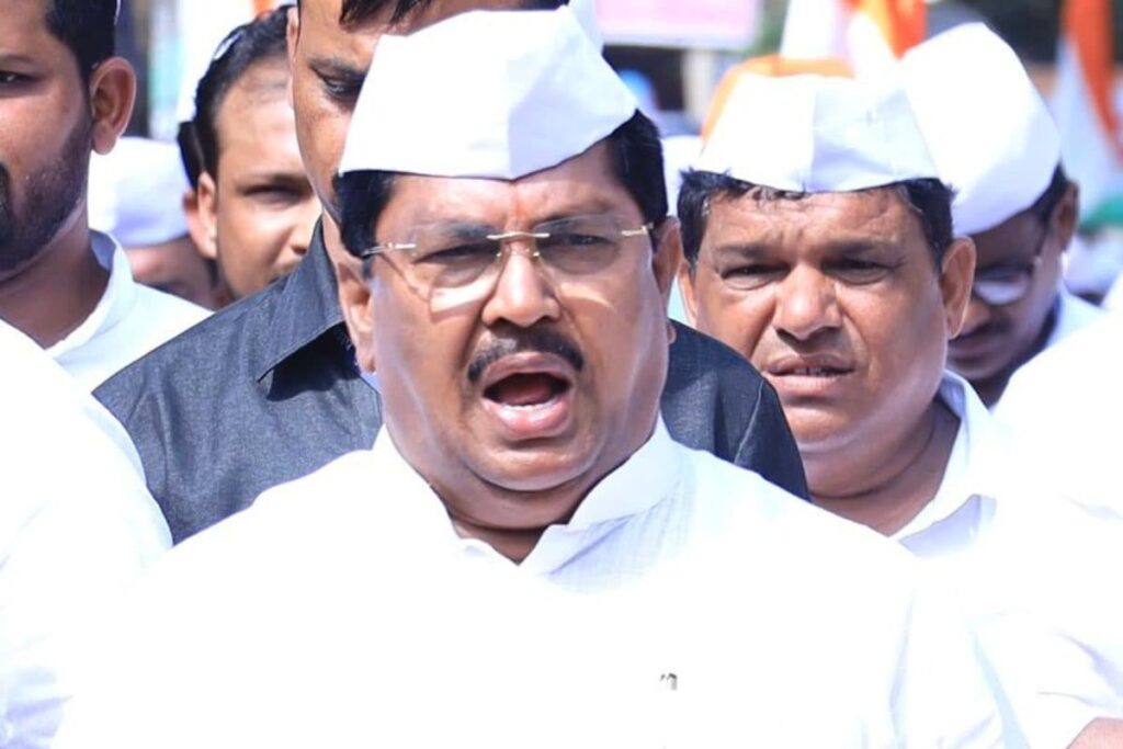 MVA Cold-shoulders Shinde Govt Tea Party before Maharashtra Assembly Winter Session