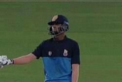 Vijay Hazare Trophy: Delhi Knocked Out in Group Stage, Mumbai Enter Quarterfinals Despite Defeat