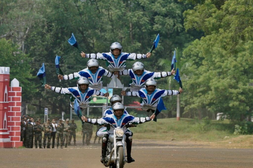 Meet Ultimate Daredevils in Uniform From Madhya Pradesh Breaking Records on Wheels