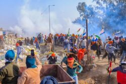 Farmers' Protest: Mobile Internet Services Suspended in Some Areas in Haryana's Ambala