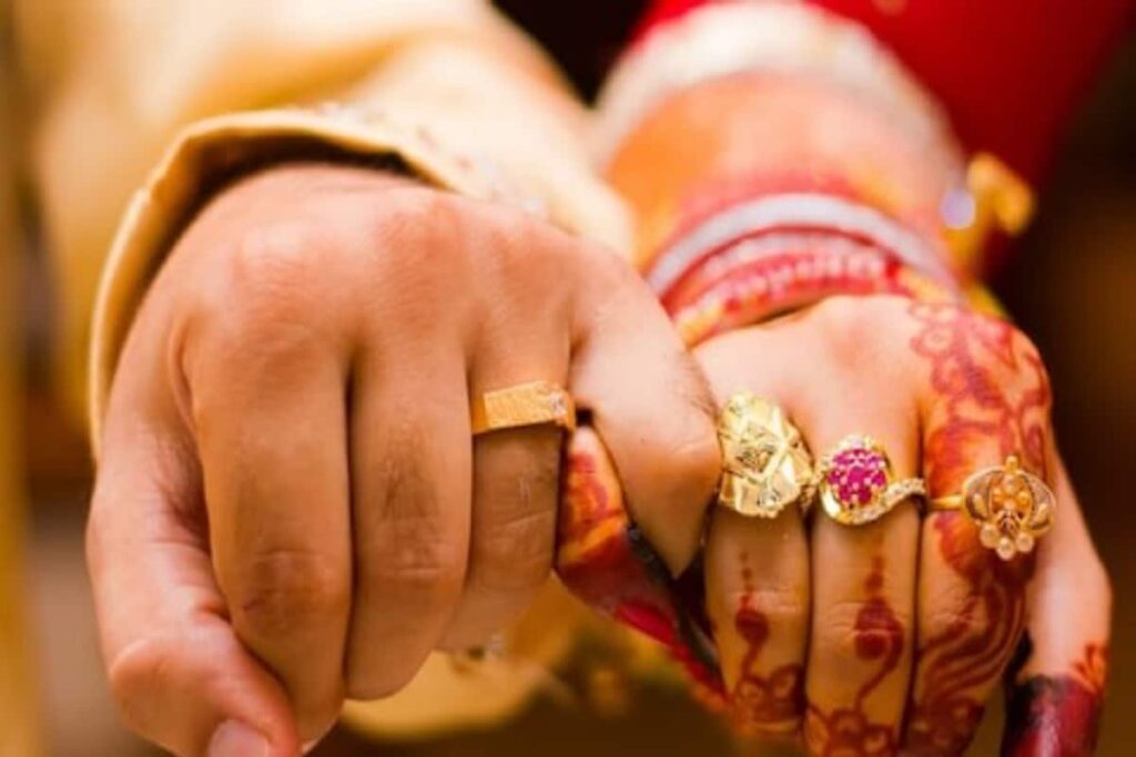 'Legal Constraints Cannot Control True Love': Allahabad HC Quashes Kidnapping Cases Lodged against Grooms by Brides' Families