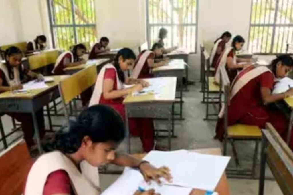 Why Rural Tamil Nadu Has Low Enrolment Rate In Higher Education