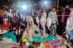 HC Takes Note of Patients Being Treated on Street in Maharashtra's Buldhana; Seeks Govt Affidavit