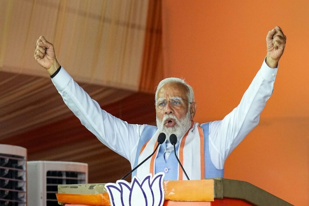 Modi in Tamil Nadu LIVE: PM to Inaugurate Infra Projects Worth Rs 17 Cr Today, Visit Maharashtra Later Today