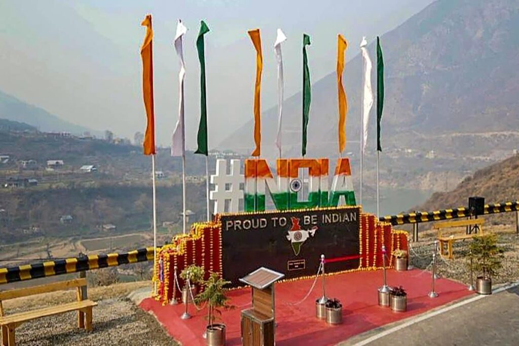 Selfie Point Near LoC in Uri Becomes Major Tourist Attraction