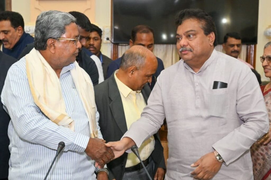 Getting Vocal for Karnataka's Locals: Infosys, Foxconn Under BJP Fire for Not Hiring Those Who Gave Land; Govt Promises Action