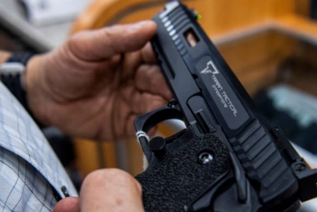 Noida: School Teacher Shot At By 2 Boys Near School, Accused Absconding