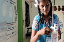 In Tamil Nadu's Virudhunagar, Students Develop Device For Easy Glucose Bottle Refill At Hospitals