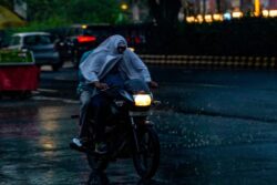 Rain In Delhi, UP, Punjab, Snowfall in J&K, Ladakh | Check Weather Updates