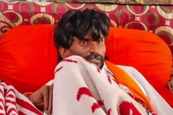 Jarange Expresses Regret For Using Abusive Language During Quota Agitation; Targets Fadnavis Again