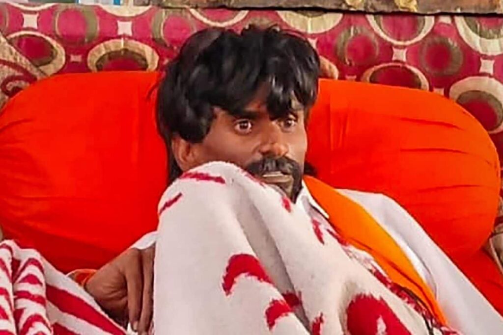 Maratha Quota Activist Jarange Withdraws His Indefinite Fast After 17 Days