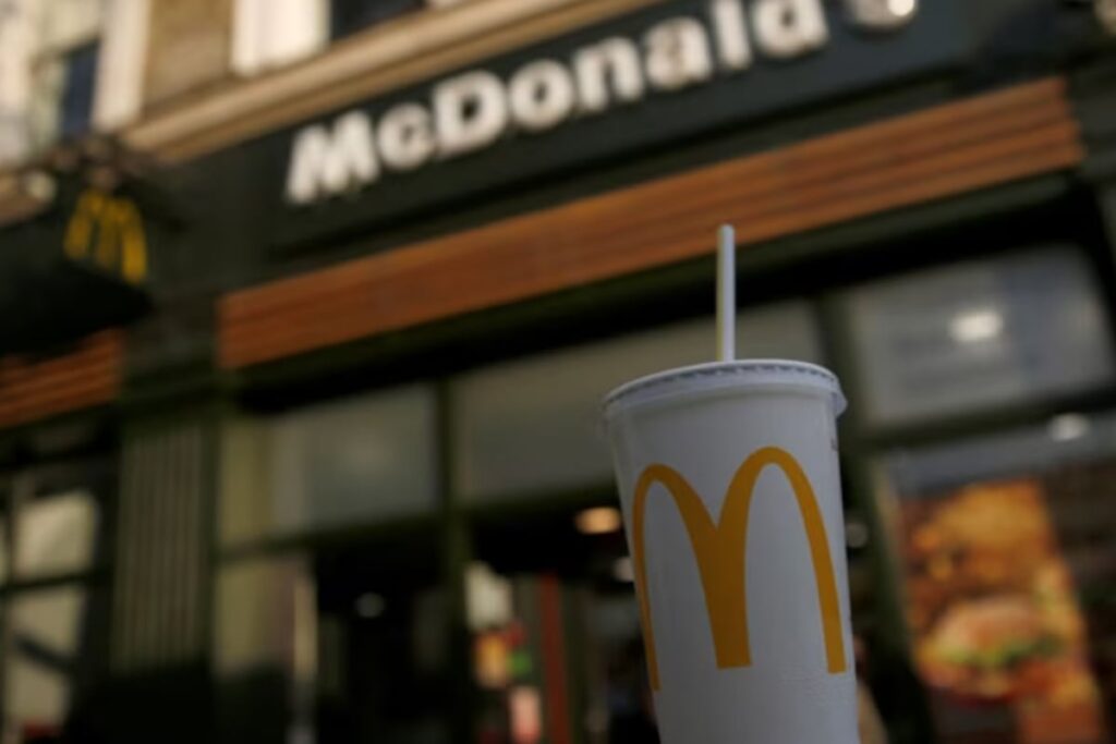 Promising 'Cheese' Burgers & Nuggets, McDonald's 'Uses' Its Replicate Made with Vegetable Oil | Maharashtra's Unfair-y Tale