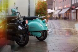 'Unsafe for Women': Karnataka Withdraws Electric Bike Taxi Services