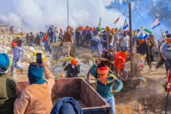 Farmers Pass Resolution to Intensify Protest Against Govt, to Continue Stir During LS Polls