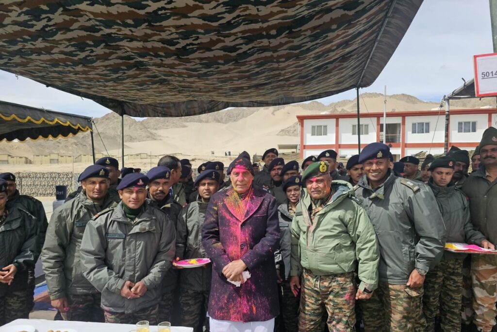 Rajnath Singh Celebrates Holi with Soldiers in Leh, Says Ladakh India's 'Capital of Bravery'