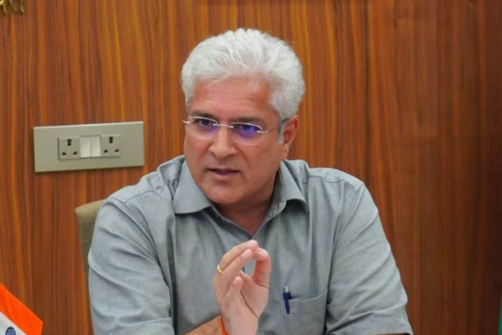 Days After Kejriwal's Arrest in Liquor Policy 'Scam', Minister Kailash Gahlot Appears Before ED