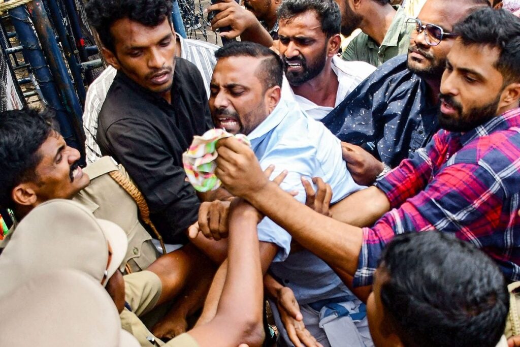 Veterinary Student Death: Kerala Govt Suspends 3 Employees for 'delay' in Handing Over Details to CBI