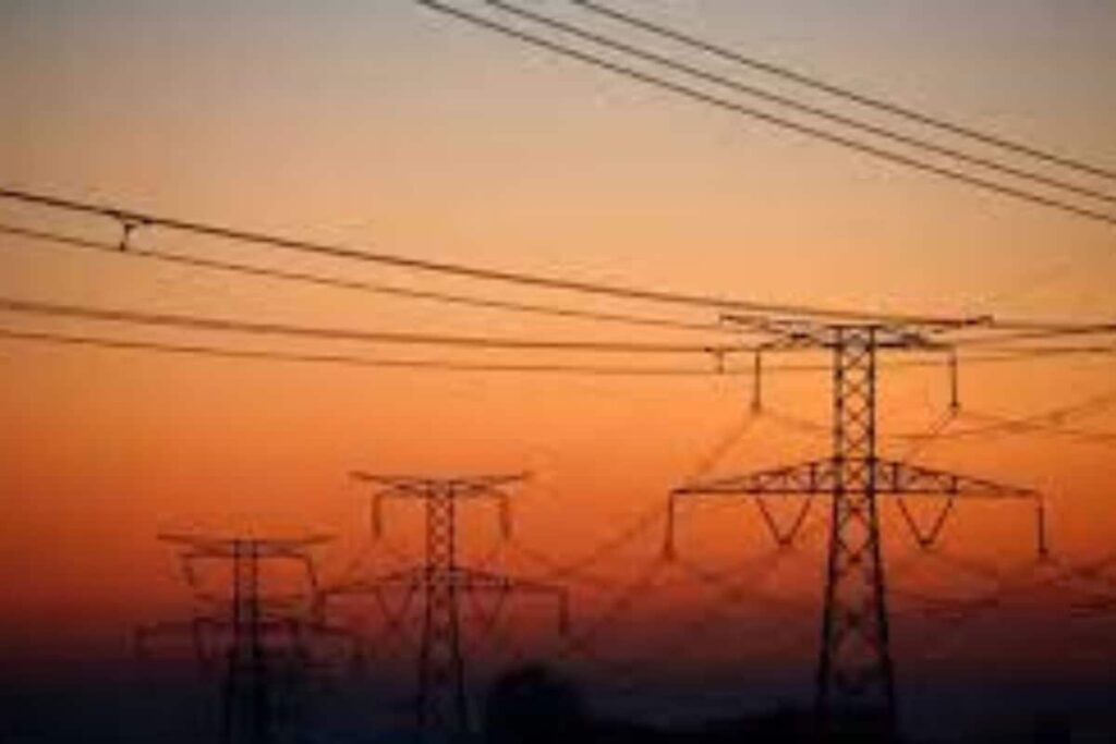 Parts of South Mumbai Plunge into Darkness Due to Power Outage