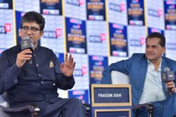 ‘Goonj Raha Hai Bharat’ Should be Our Tagline, Says Prasoon Joshi at CNN-News18 Rising Bharat Summit