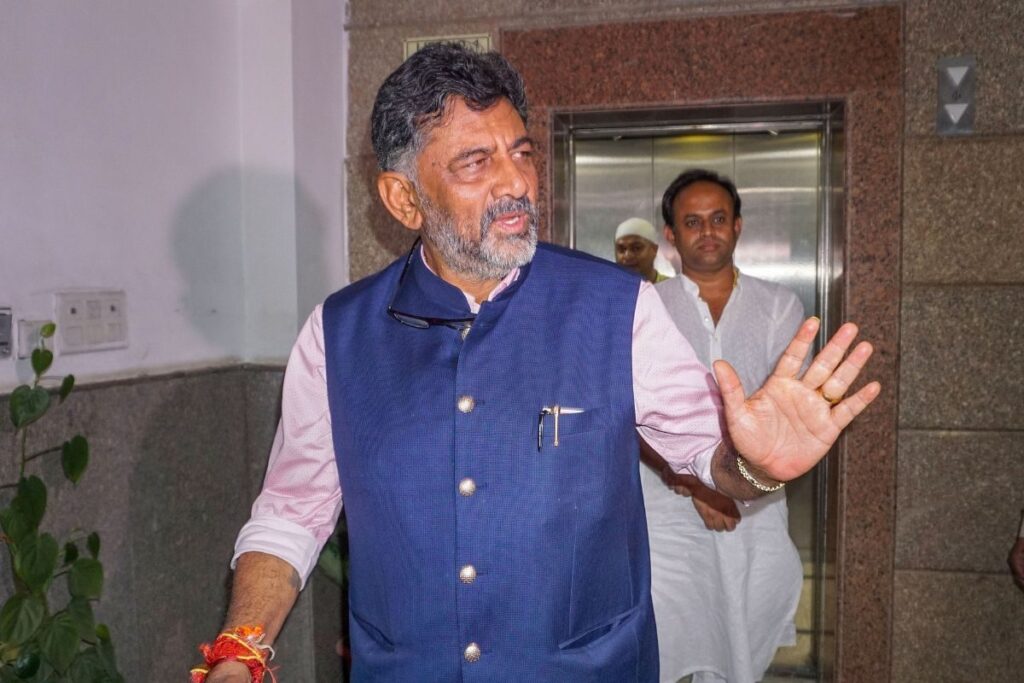 In Big Relief For DK Shivakumar, SC Squashes 2018 Money Laundering Case Against Him