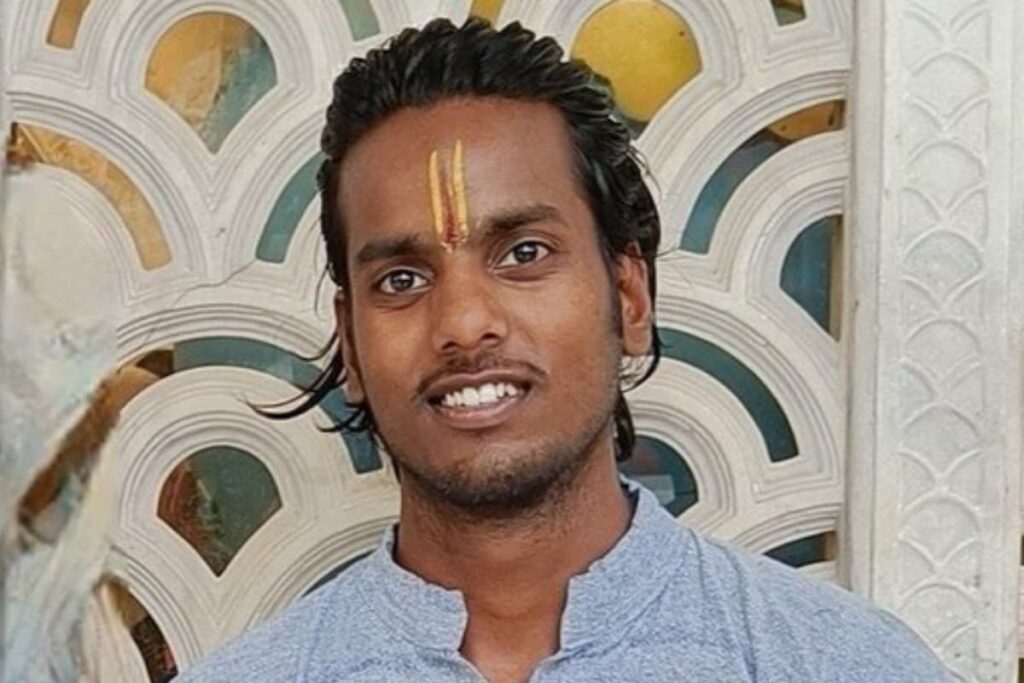 Family Mourns as Indian Yoga Teacher's Body Returns Home From China Amid Suspicion of Foul Play