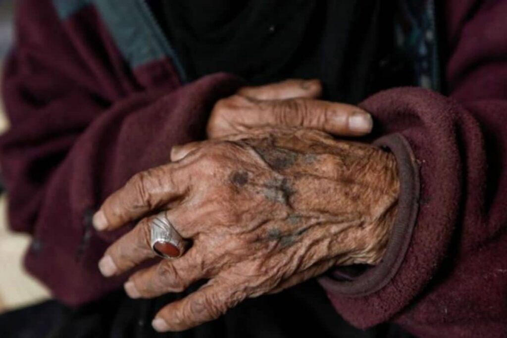 Man Slaps, Pulls Hair of His 80-year-old Mother in UP’s Kaushambi, Probe On