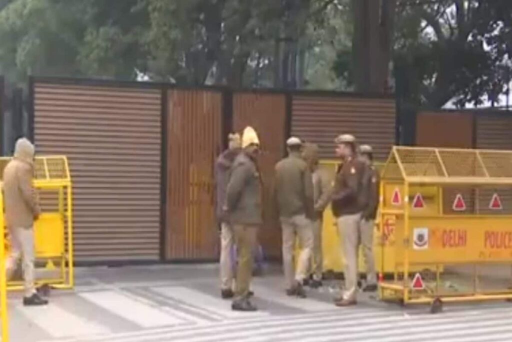 ED Raids UP-based Realty Group, Covers Office Linked to BJP MLA's Family