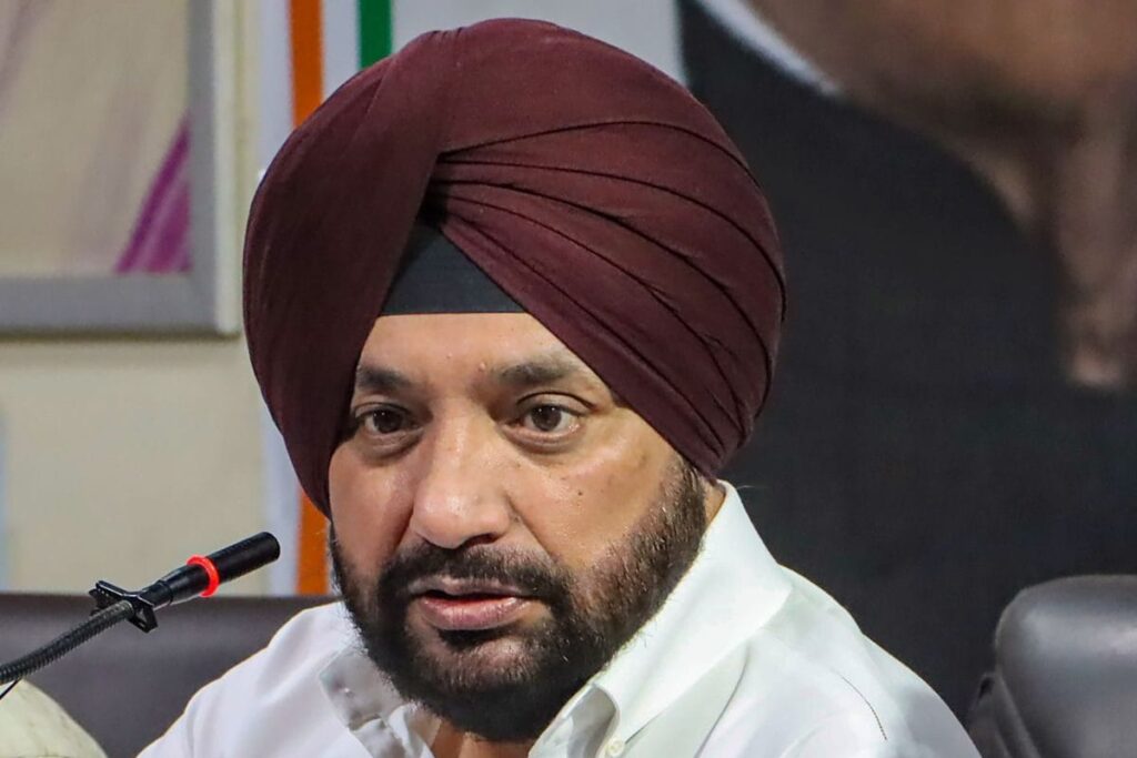 News18 Morning Digest: Delhi Congress Chief Arvinder Singh Resigns From Post Over Alliance With AAP & Other Top Stories