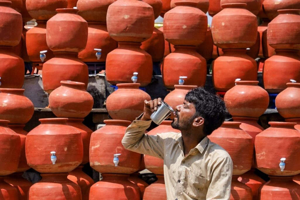 Many Parts of Karnataka Reeling Under Severe Hot Weather, Kalaburagi Records 43.1 Degree Celsius