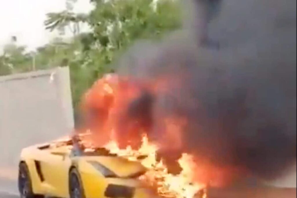Hyderabad: Man Burns Lamborghini Worth Rs 1 Crore Over Dispute With Owner
