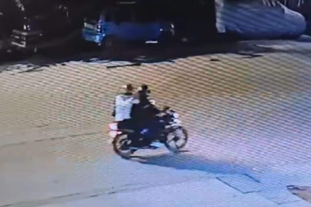 Mumbai Police Search Tapi River to Recover Pistol Used for Firing Outside Salman Khan's Home